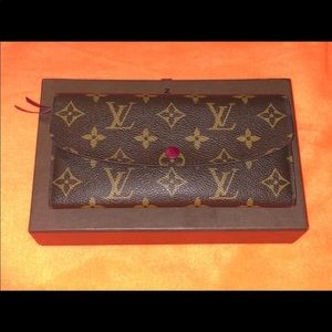 Louis Vuitton Emilie wallet